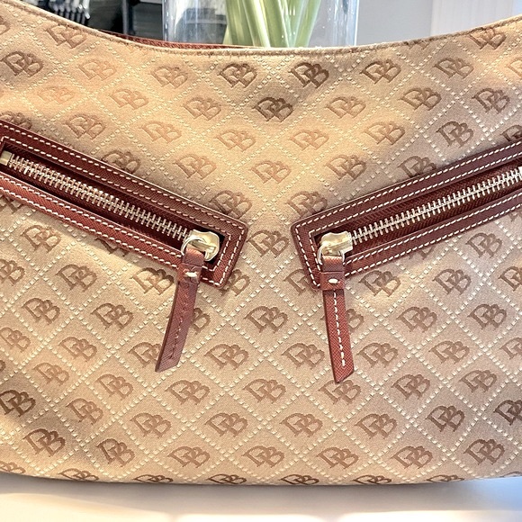 Vintage Dooney & Bourke Handbag - Picture 3 of 10